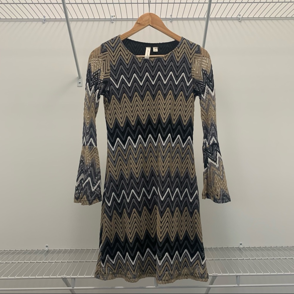 Tacera Chevron Long Sleeved Dress